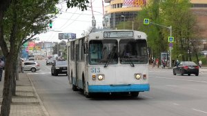 Троллейбус Екатеринбурга ЗиУ-682Г [Г00] борт. №513 маршрут №37 на остановке "Дом кино"