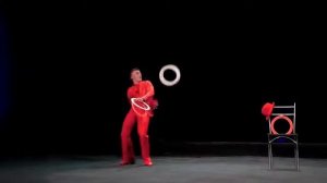 Жонглер с кольцами