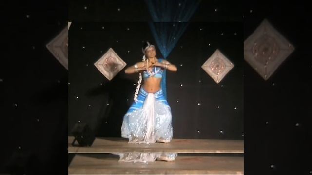 Индийский классический танец Bharata natyam, стилизация. Анна Атаманчук, Индия. смотреть онлайн