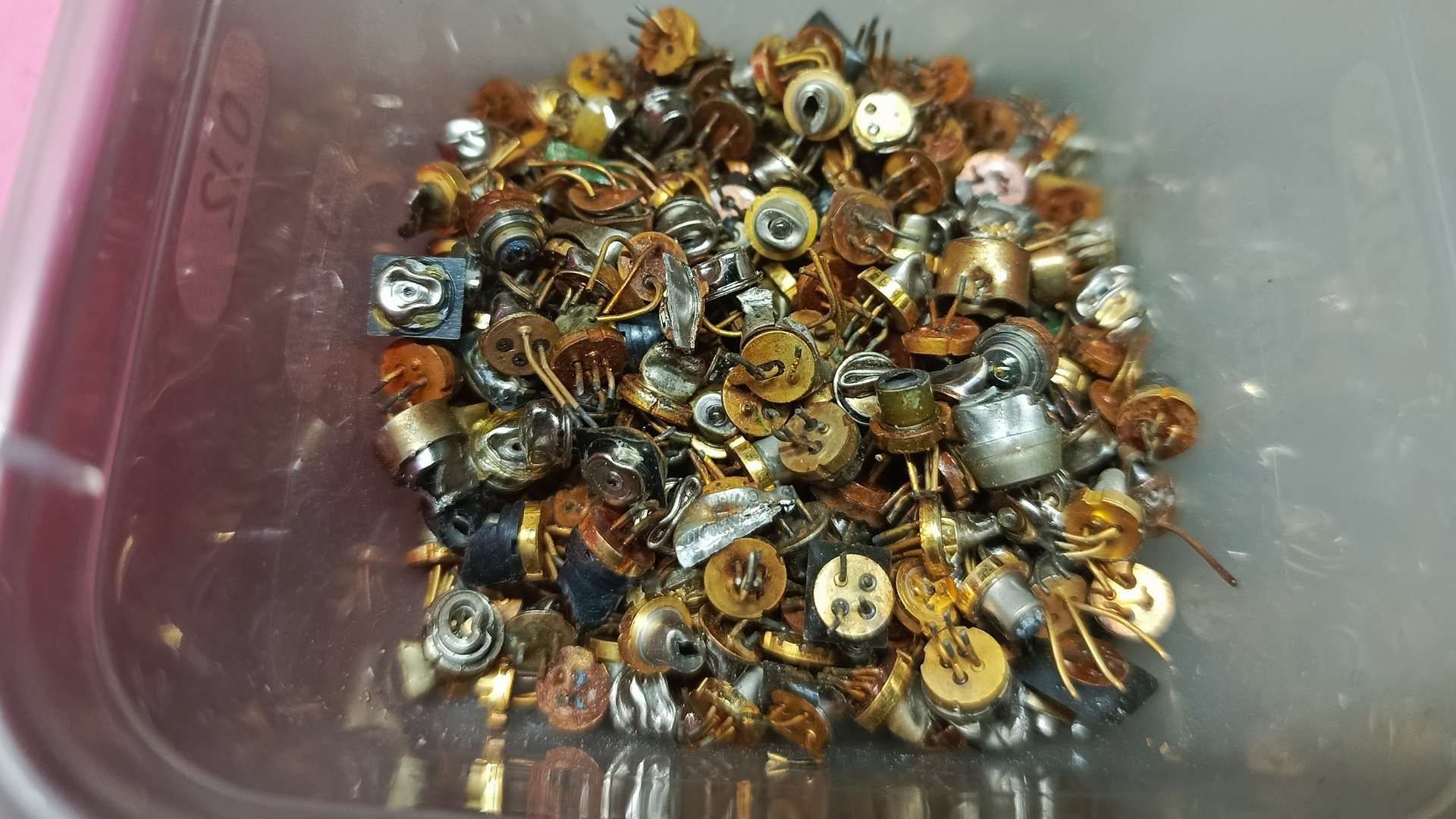 Золото из 250 лазеров🔥 смотреть онлайн