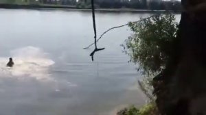 Ленка Ёп твою мать. Толстая женщина прыгает с тарзанки. Предсказуемый результат. Прикол!