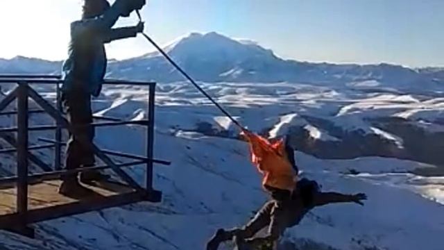 Бейсджампинг заработок на экстриме-опасен