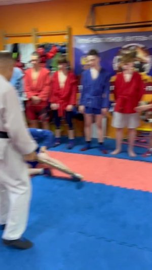 Ушёл! Правильно сделал?😳