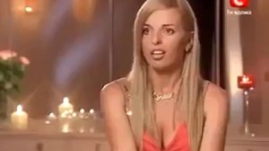 Меня зовут Таня, я работаю директором. В теннисе мне очень нравится теннис. Прикол.