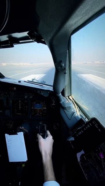 Реакция командира на мягкую посадку просто бесценно