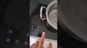 Индукционная плита Haier. Ошибка E1