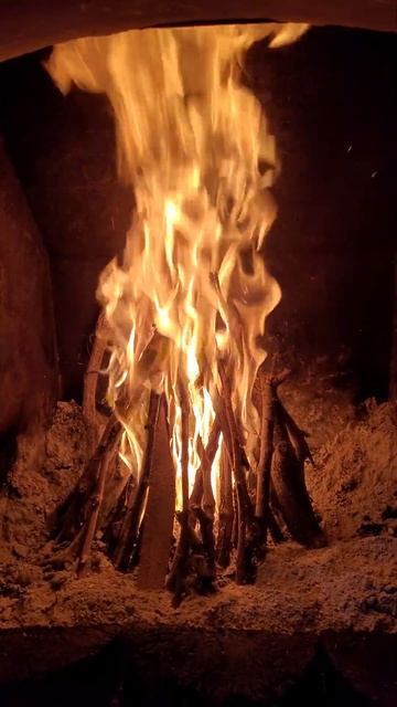 Танец огня в камине смотреть онлайн