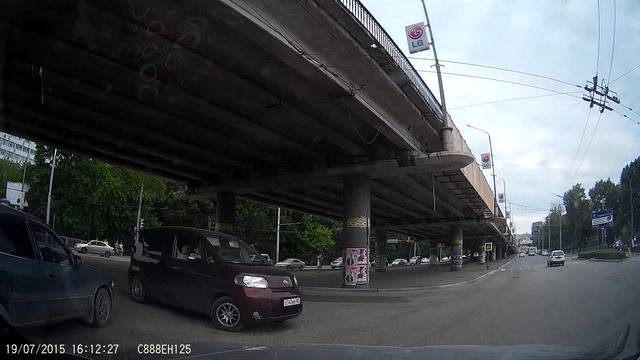 Дама за рулем )