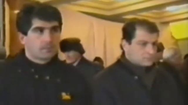 Как чеченцы приняли и проводили последний путь первого президента Грузии Звияда Гамсахурдия. смотреть онлайн
