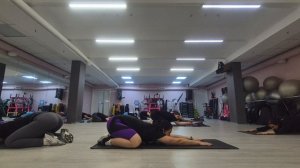 ГРУППОВАЯ ТРЕНИРОВКА ABS \ УПРАЖНЕНИЯ НА СПИНУ \ УПРАЖНЕНИЯ НА ПРЕСС \ РАСТЯЖКА