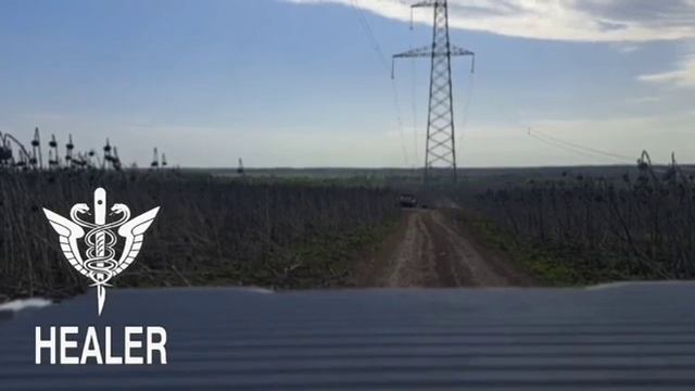Русский боец отбился от FPV ВСУ смотреть онлайн