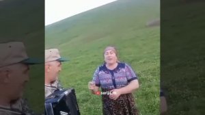 Зухра Меджидова.Отдых на природе. Красивая даргинская песня.