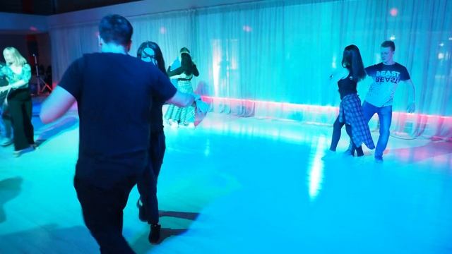 Вячеслав Кузьменко и Катерина Каргапольцева - Zouk Party смотреть онлайн