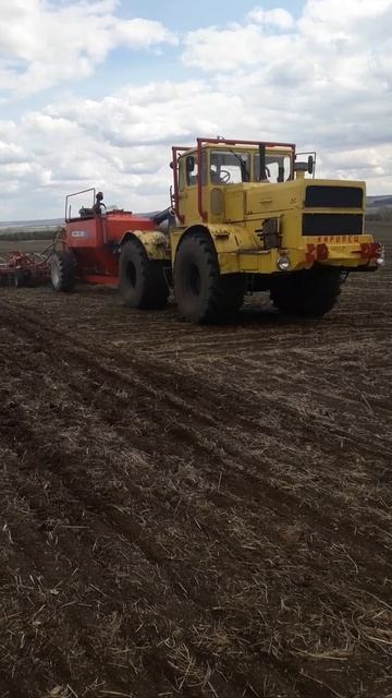 К-700 с посевным комплексом Агратор 7300 смотреть онлайн