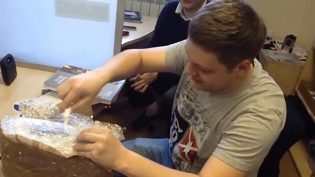 Приколы над коллегой в его день рождения. Прикол 1 смотреть онлайн