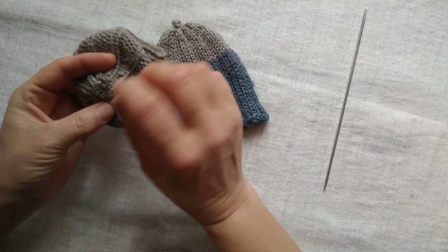 MaTusy. About knitting. 2 handknit wool hats. 2 шапочки из 100% шерсти для торопыжек. смотреть онлайн