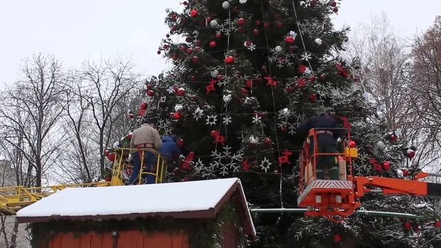 Ялинка в Центральному парку Горького/Вінниця 15.12.16 смотреть онлайн