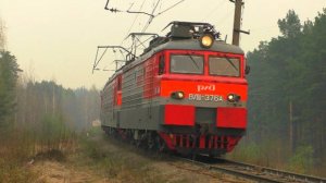 "Сайлент Хилл". ВЛ11-376/231 А с перегоняемым ТЭМ18ДМ-3270 и грузовым поездом