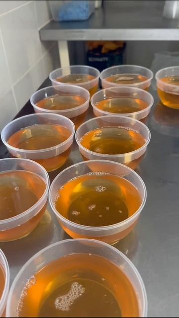 Топленое масло из овечьих сливок смотреть онлайн