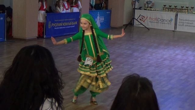 Жихор Катарина Фолк