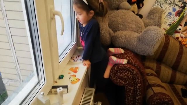 Пойдем лепить снеговика смотреть онлайн