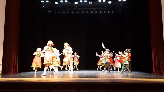 Образцовый коллектив Ансамбль народного танца "Пламя" Мл гр, Калинка(2024) смотреть онлайн