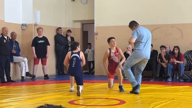 Открытое первенство МБУ ДО «СШ № 3 г. СИМФЕРОПОЛЬ» греко-римской борьбе к 80-летию Победы в ВОВ-4 смотреть онлайн