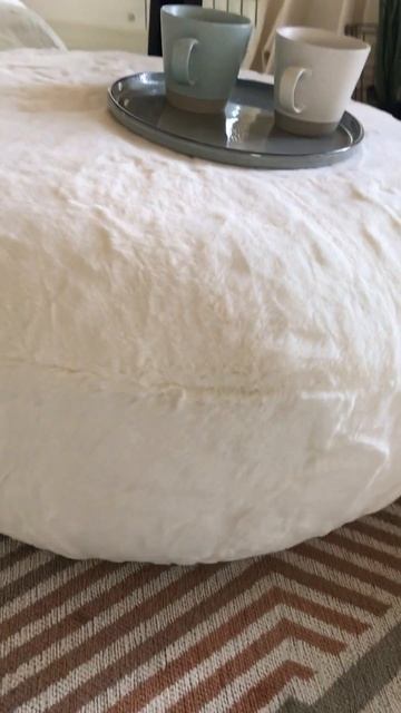 Пуф Sweet 765 бежевый 596407 в интернет-магазине Vobox