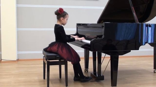 Хасанова Виолетта, г. Сургут, 8 лет