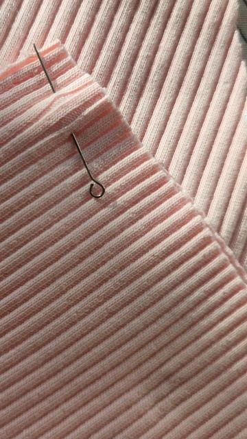 Шью дочке🥰 #шитье #music #sewing #youtubeshorts #одежда #diy #топ #fashion