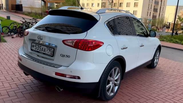 Infiniti QX50 2014год 2,5л