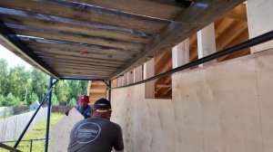 Монтаж фанеры и обрешетка каркасного дома.