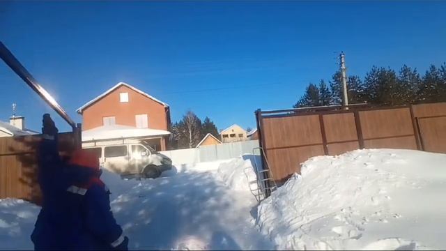 откатные ворота на верхней, консольной балке смотреть онлайн