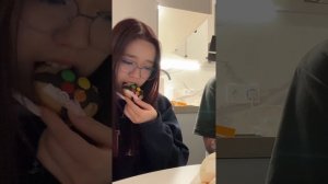 печенье не оч кстати