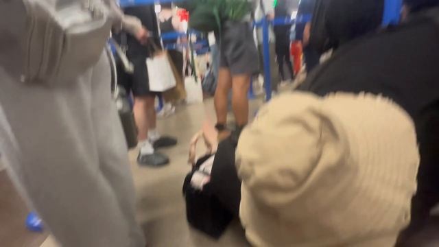 VLOG: пересадка в Шанхае 9 часов / обзор самолета China Eastern A