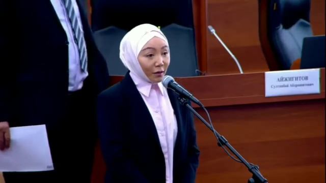 Динара Ашимова 12 жылдык окуу система боюнча сунуш берди