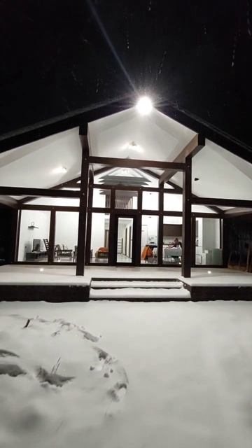 Сравнение Террасы одного и того же дома, во время стро? смотреть онлайн