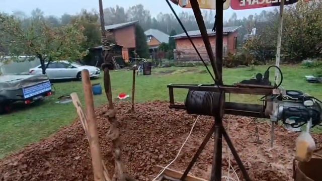 ст. Ветеран. Колодец выкопали ровный, надёжный. Все эта смотреть онлайн