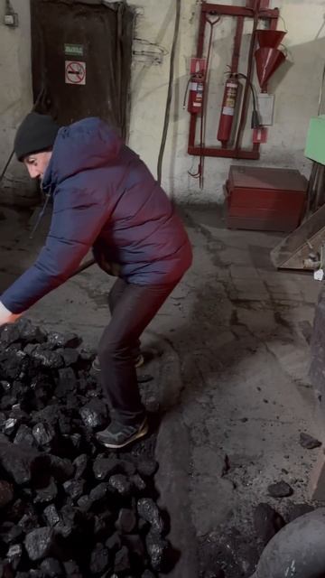 БОРИС ВЗЯЛ ЛОПАТУ смотреть онлайн