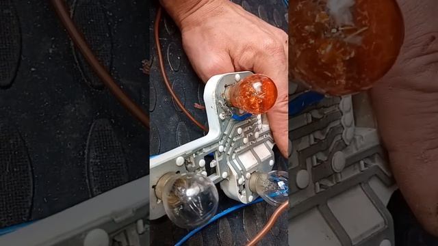 Ремонт задних фонарей, отгорел минус на рено меган 2 смотреть онлайн