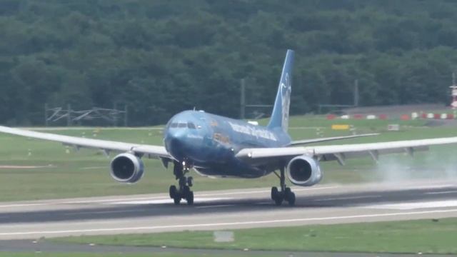 Красивые взлёты и посадки самолётов!!! смотреть онлайн