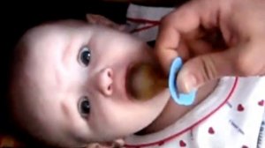 соска для малышки прикол