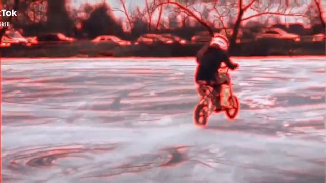 песня прикольная