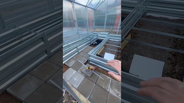 СОЗДАЮ ОГОРОД СВОЕЙ МЕЧТЫ С НУЛЯ! День 3. Ставим грядки смотреть онлайн