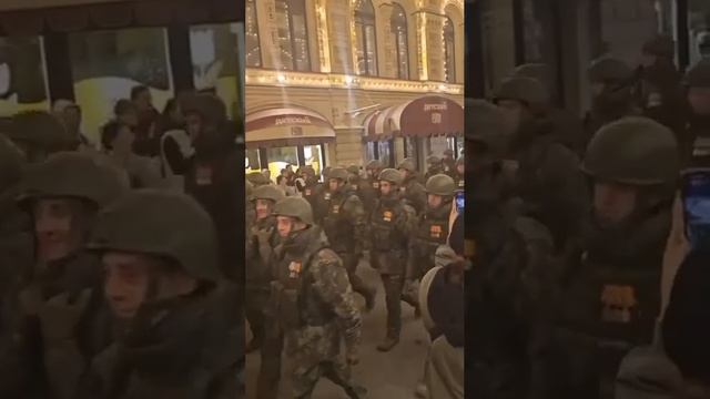 На репетиции парада участников СВО встречают овациями смотреть онлайн