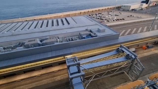 Как происходит посадка-высадка на круизный лайнер смотреть онлайн