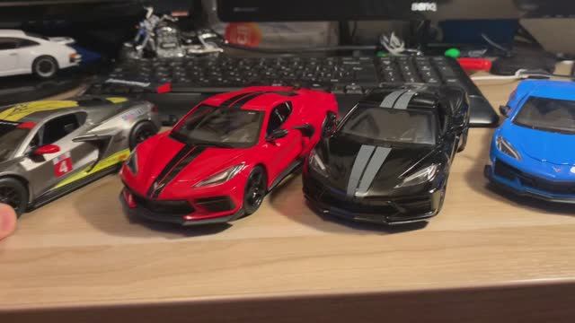 Обзор моделей Chevrolet Corvette C8 в 1/24 от Bburago, Maisto, Motormax, Welly смотреть онлайн