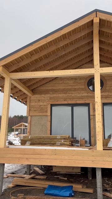 Круглое окно всегда выглядит круто 😎 #greencube #домизсол? смотреть онлайн