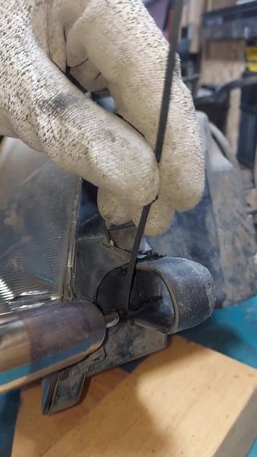 🛠Ремонт креплений фары Subaru Forester.😮⚠️Получилось оче? смотреть онлайн