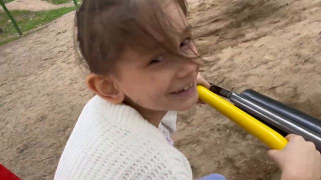 Помыла машину/ Гуляем по парку/ 🚜/ Покормили животных смотреть онлайн